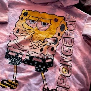 I am selling brand new clothes that I lost interest in